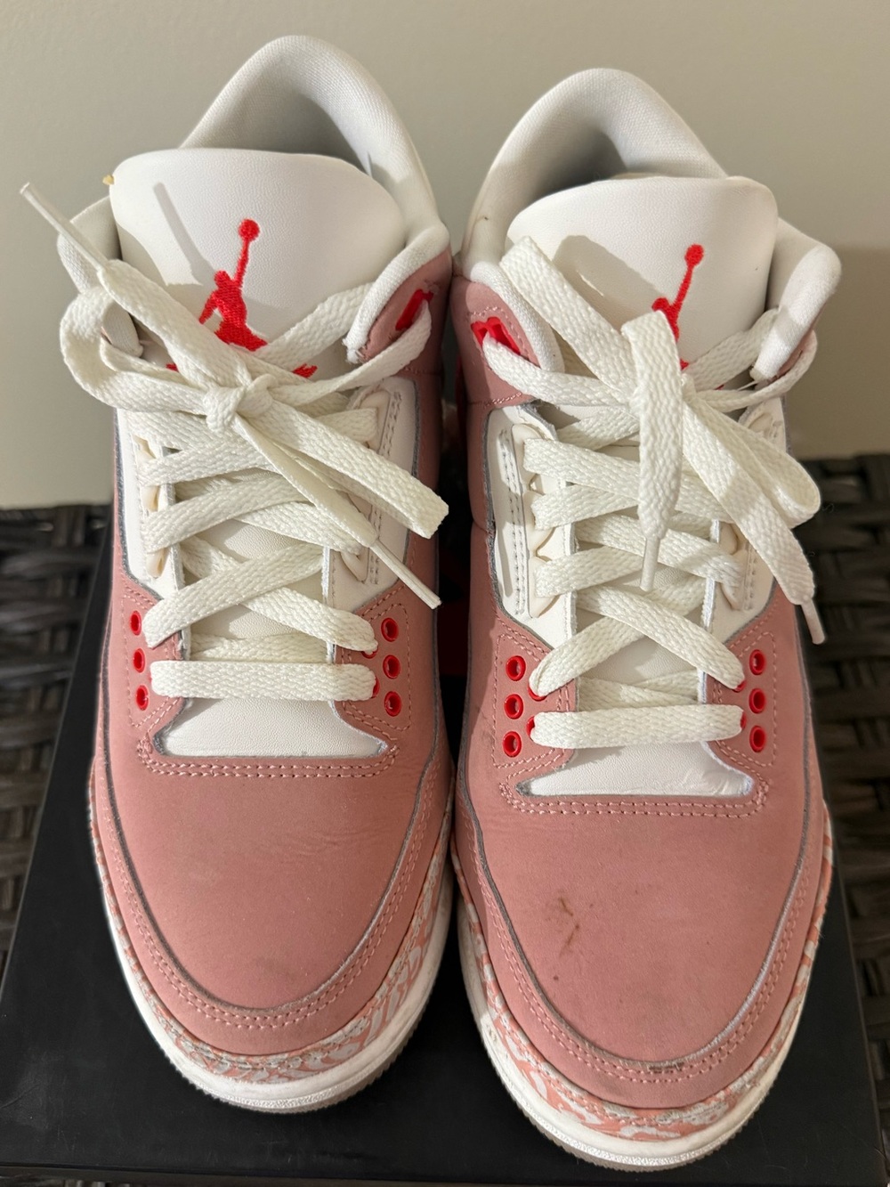 Women’s Jordan 3 retro in pink